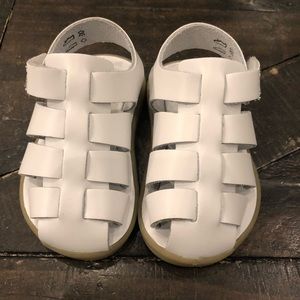 Lot of 2 Footmates white baby sandals - new